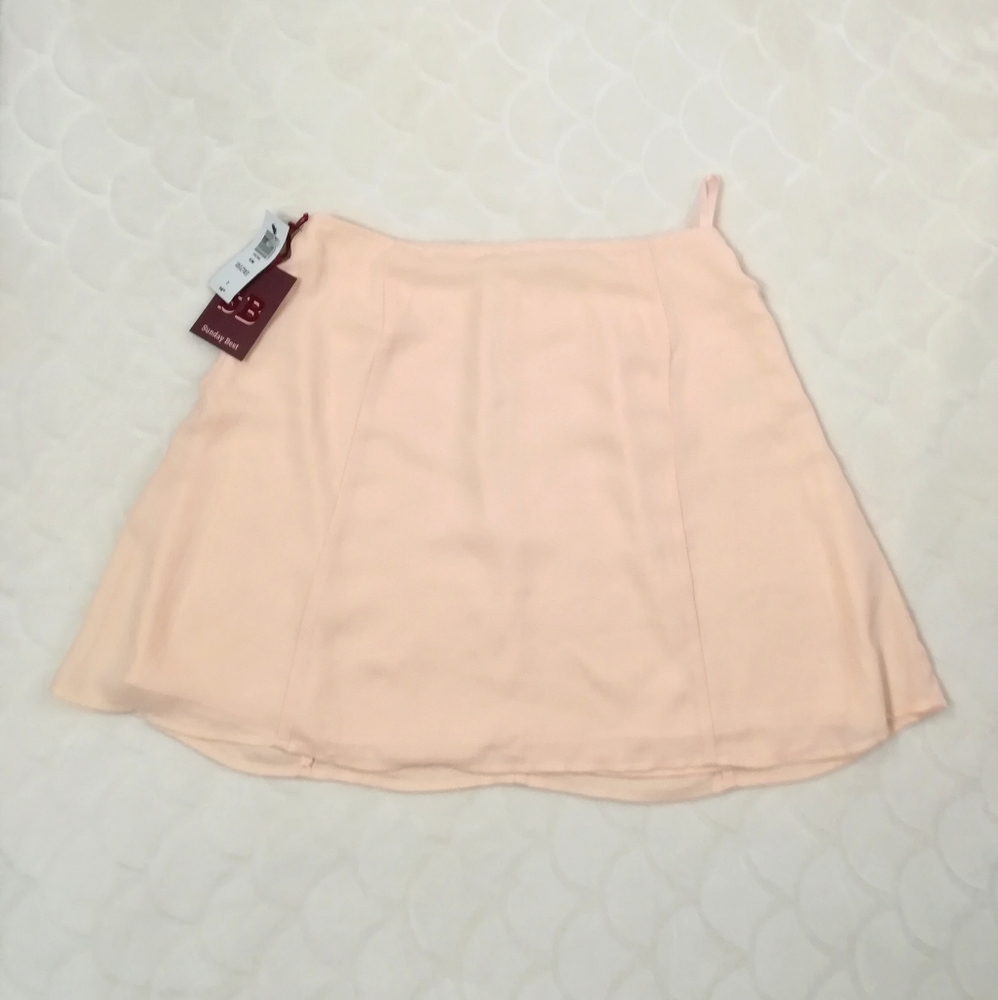 Aritzia Sunday Best Kim Skirt NWT - Picture 2 of 6